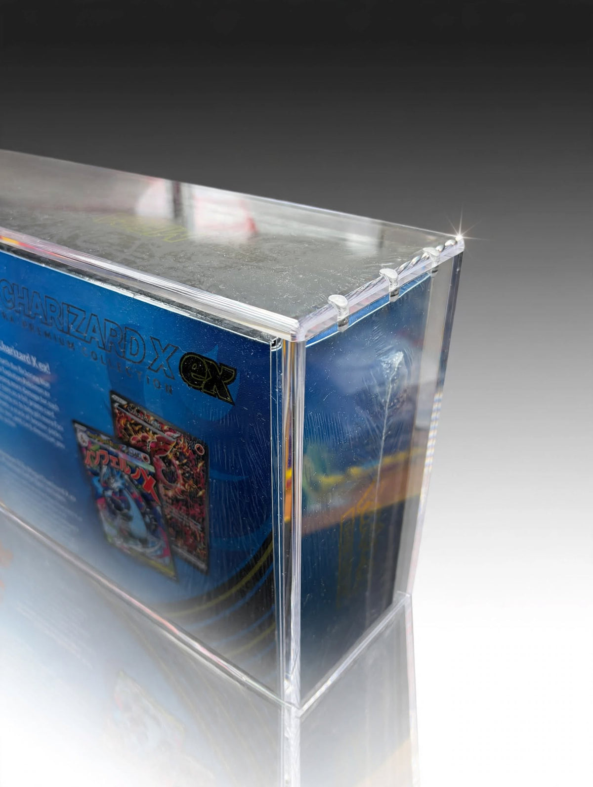 Mega Charizard / 151 Ultra Premium Collection Acrylic Display Case with Magnetic Lid - CoralGuard